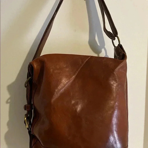 I Medici brown distressed leather shoulder bag - Picture 6 of 14